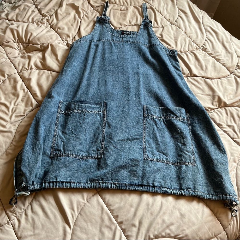 La-Bass Germany NWOT Oversized Knot Strap Denim Dress With Adjustable Knot Ties